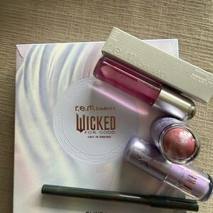 r.e.m. beauty Wicked,  Glinda and Elphaba makeup products